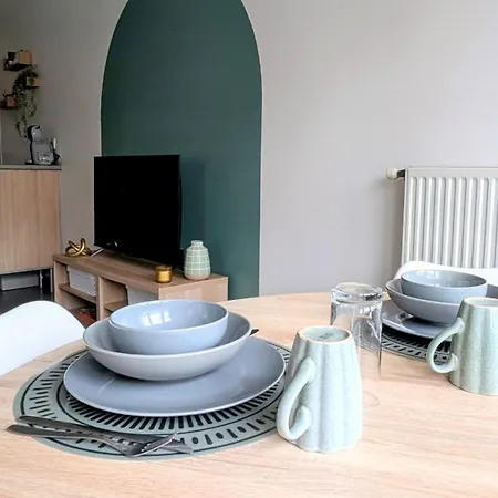 L'escale Near Airport Orly And Paris * Athis-Mons